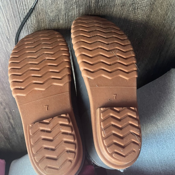 Winter Snow Boots ❄️ 🥾 - Picture 4 of 4